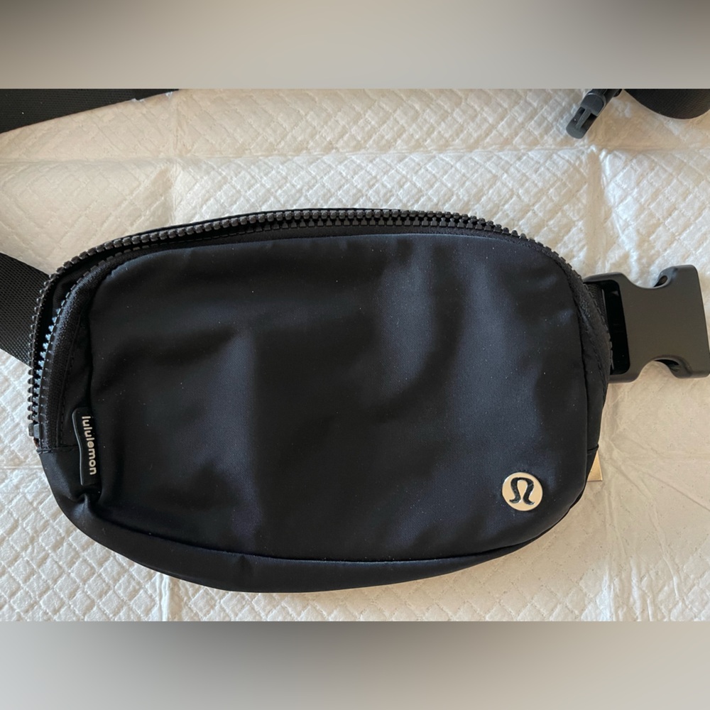 lululemon athletica Everyday 1L Bag